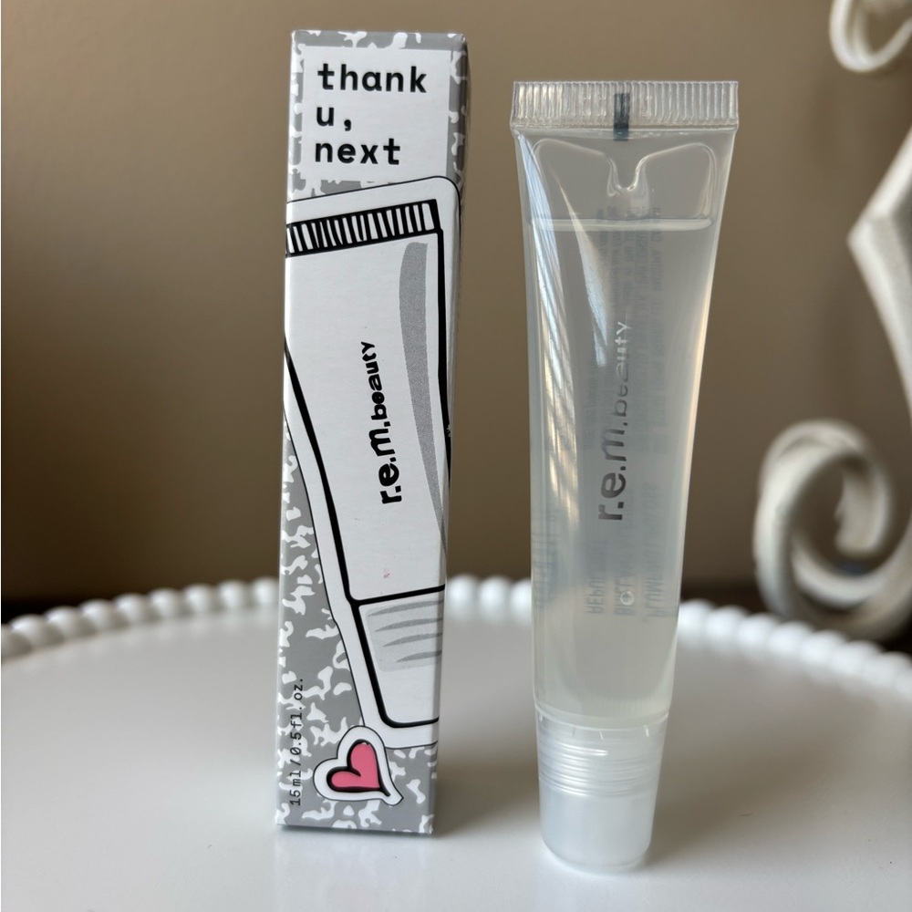 REM BEAUTY Plumping Lip Gloss
